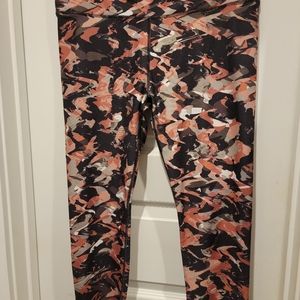 Fabletics Crop Leggings